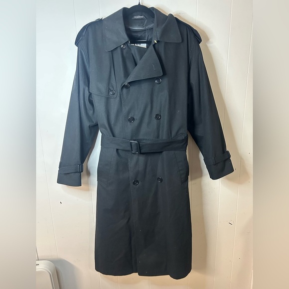 ZARA Basic, size M, long black trench coat, belt, pockets, button up front - Picture 9 of 12